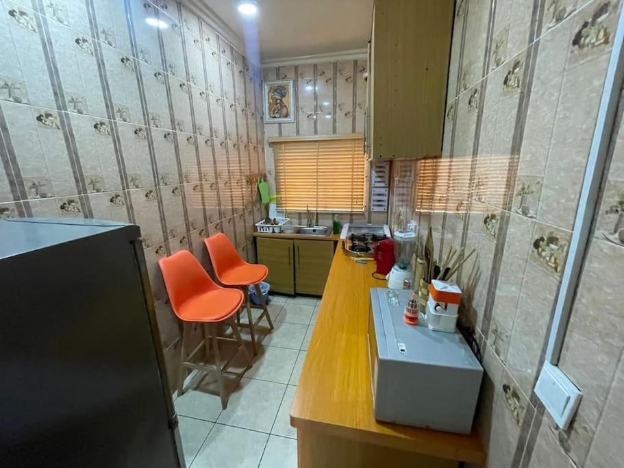Lauras cozy 2 bedroom apartment view 2