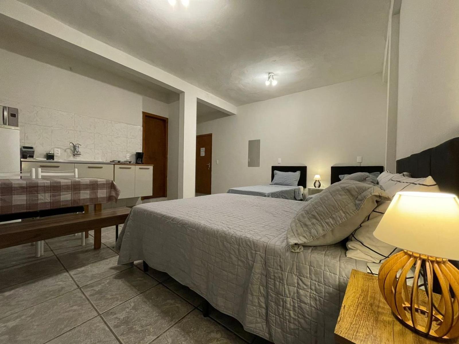 Large Studios 2km from Vila Germanica