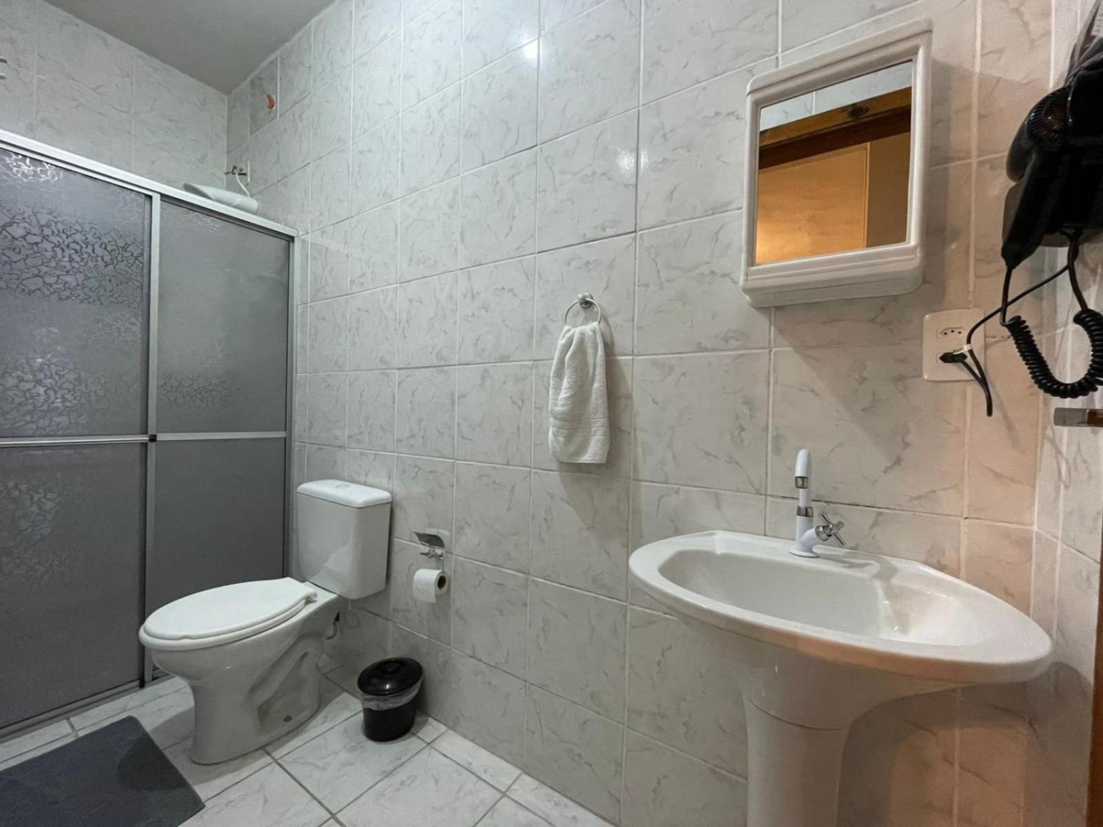 Large Studios 2km from Vila Germanica
