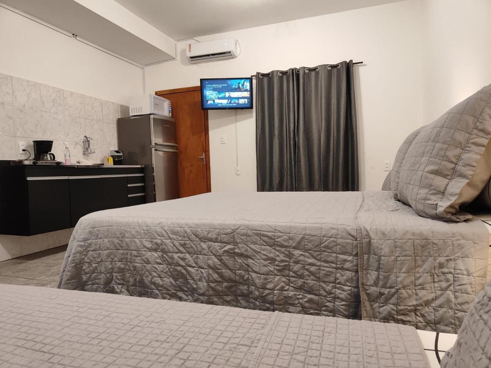 Large Studios 2km from Vila Germanica