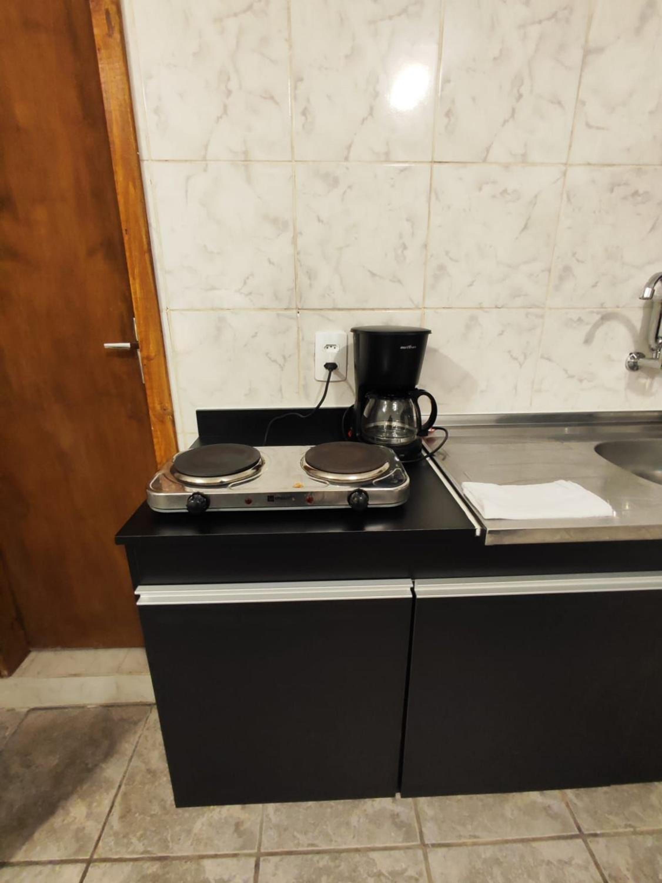 Large Studios 2km from Vila Germanica