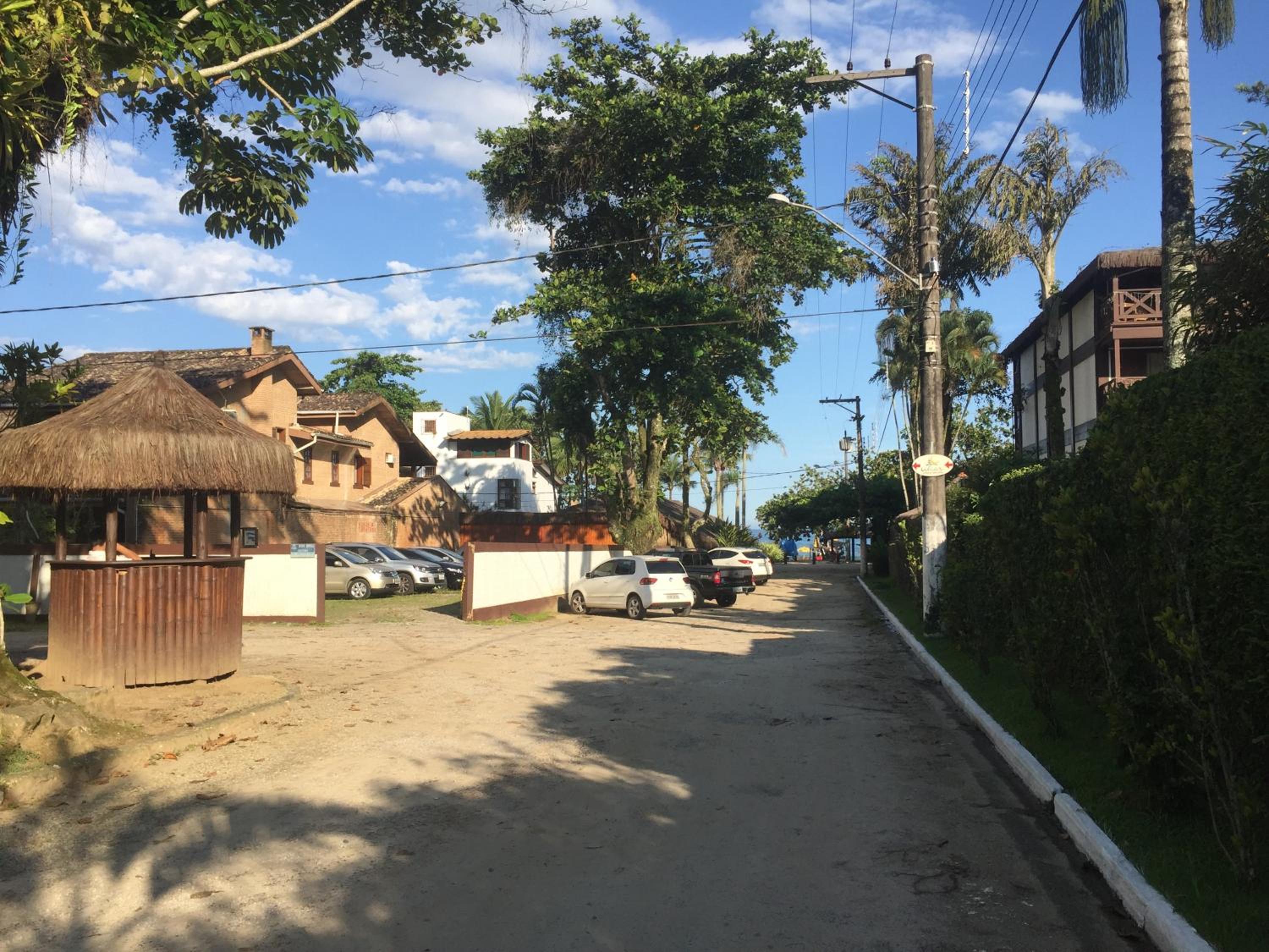 Canto das Toninhas Guest House