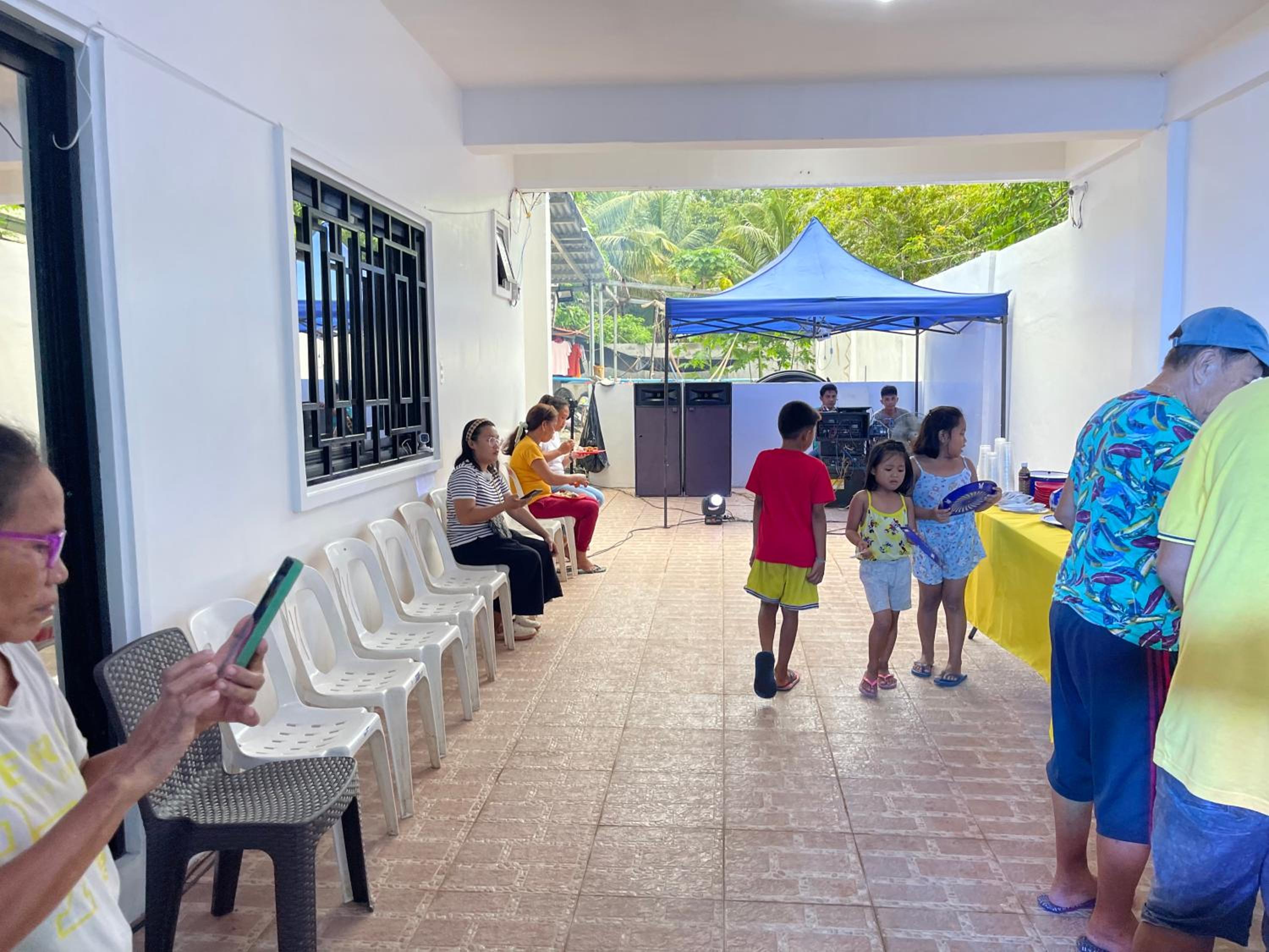 MANEL Guest House - Donsol, Philippines
