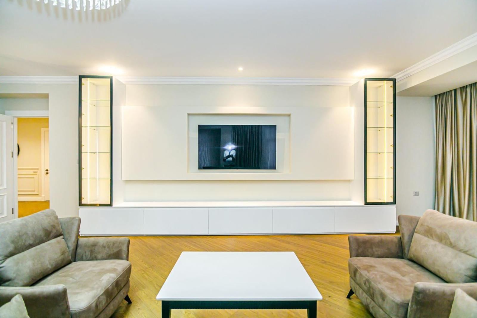 VIP Apartment Ferrari 83