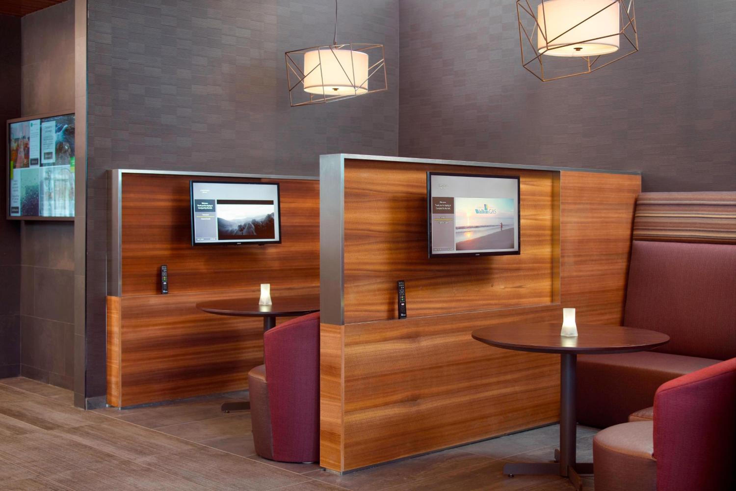 LaGrange Vacations - Courtyard by Marriott LaGrange - Property Image 12