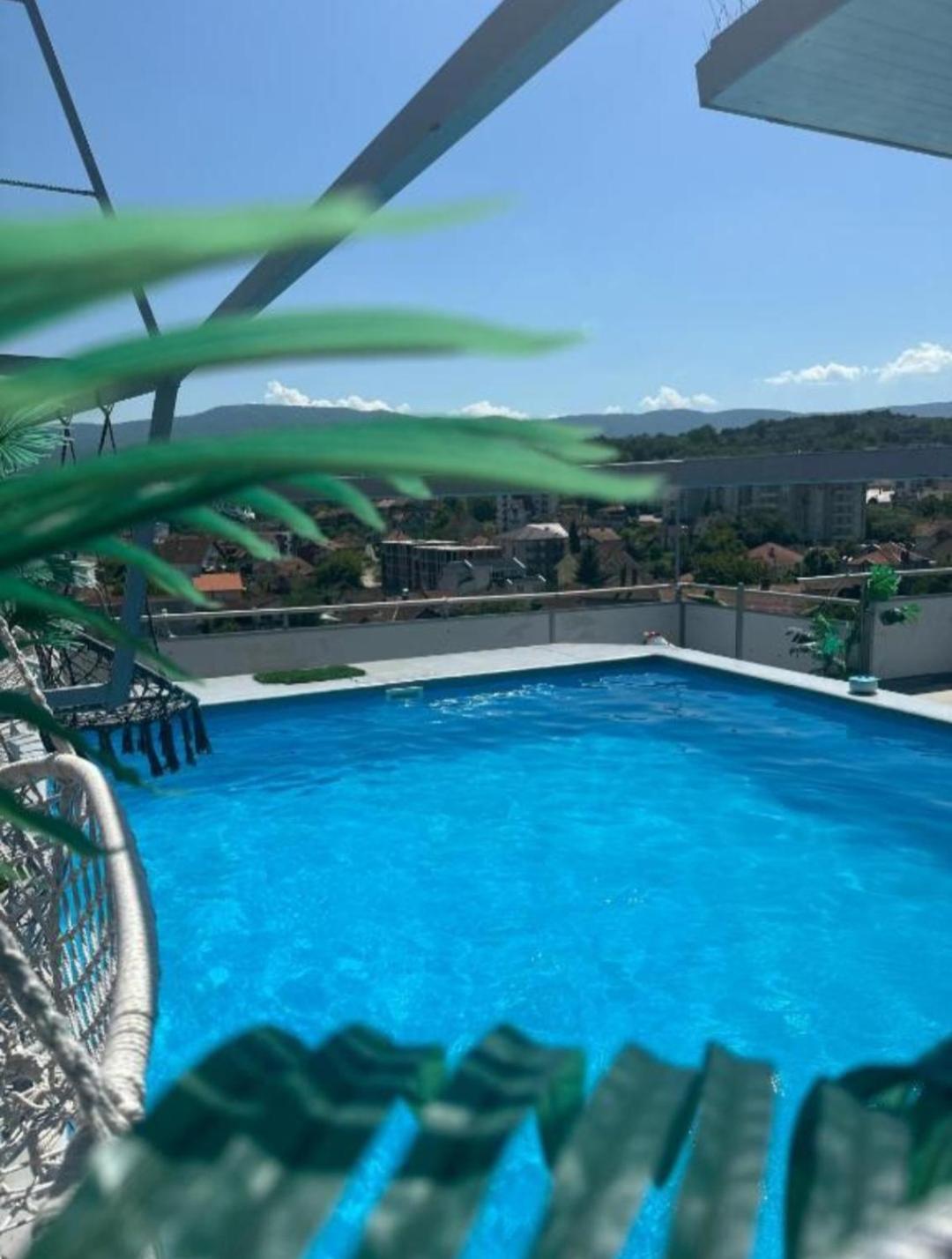 Elegant Lux view 5