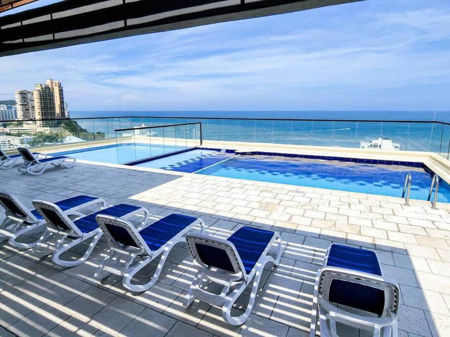 Apartamento moderno Rodadero a 2 cuadras de la playa