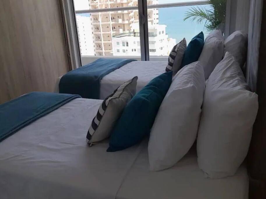 Stunning Oceanview best location 3br 4baths