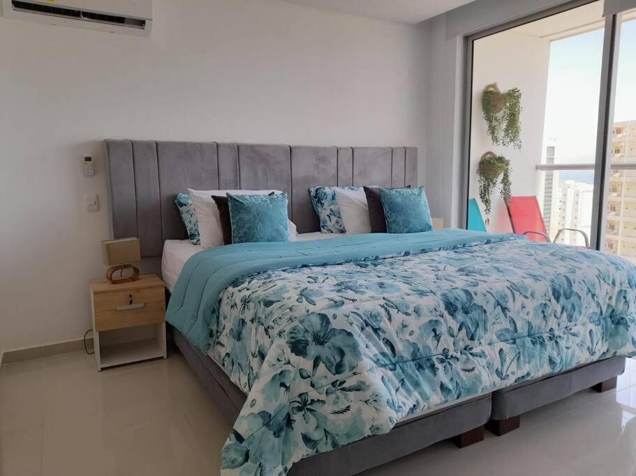 Stunning Oceanview best location 3br 4baths
