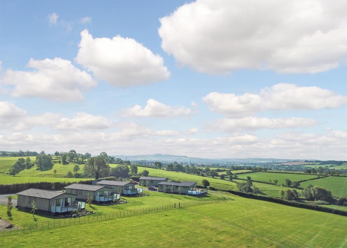 Midsomer Lodges