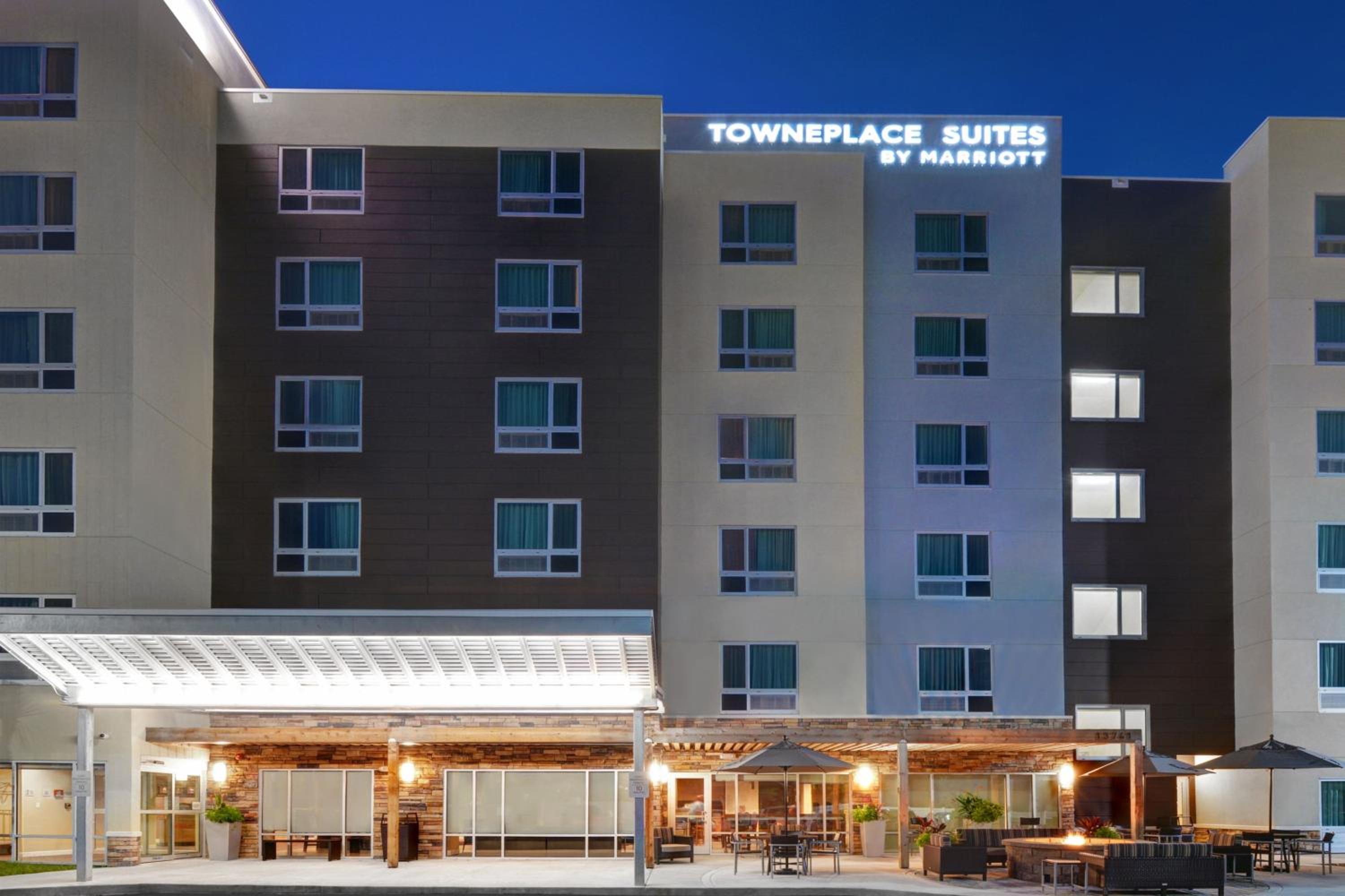 Jacksonville Vacations - TownePlace Suites by Marriott Jacksonville East - Property Image 3