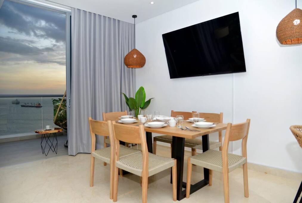 Grand Marina -Sauna-Pool-BBQ-3xTV