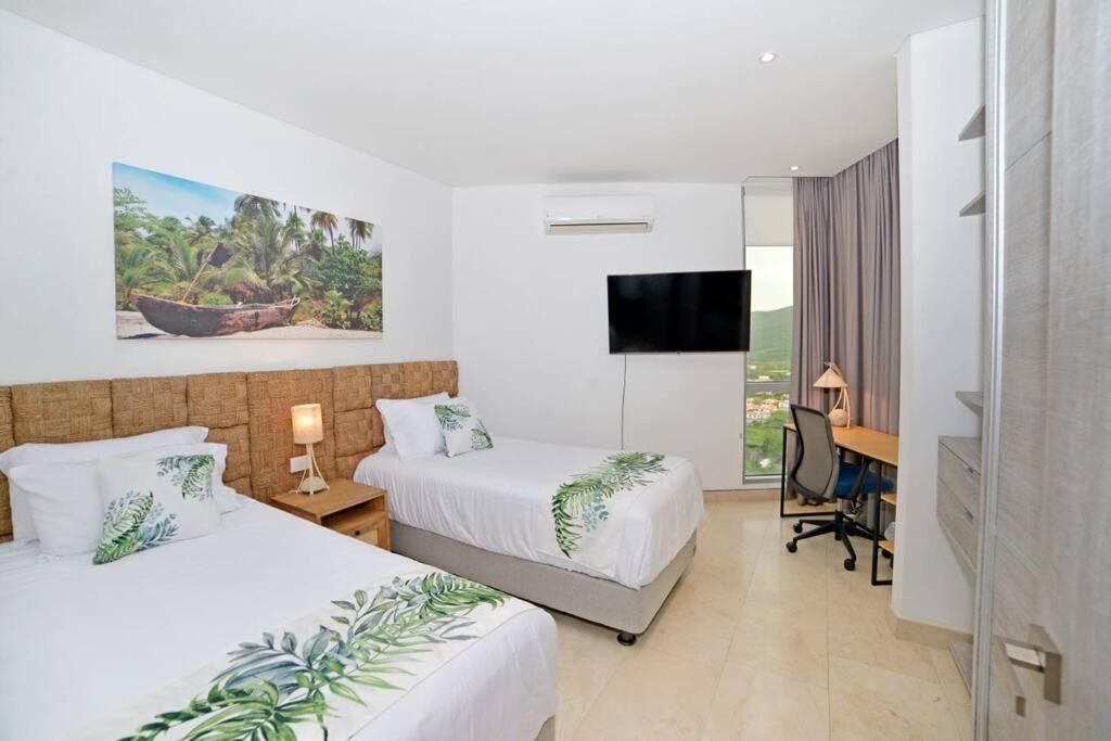 Grand Marina -Sauna-Pool-BBQ-3xTV