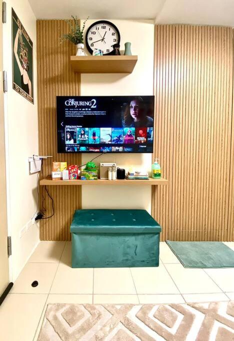 Suite Slumber - 2 Bedroom Condo at Urban Deca Homes Ortigas view 3