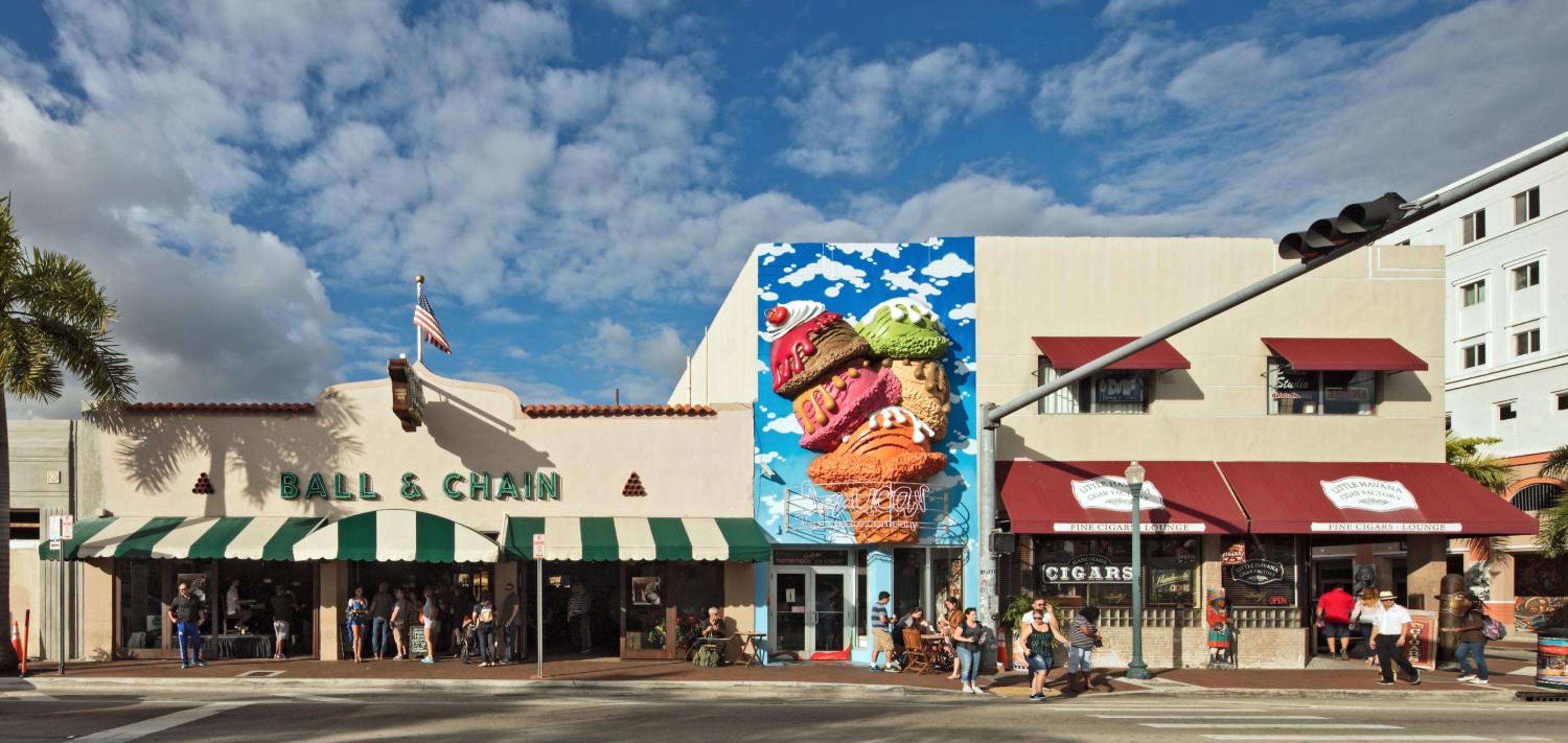 B3 Best Value on Private Bedroom with Private Bathroom in Little Havana, Miami