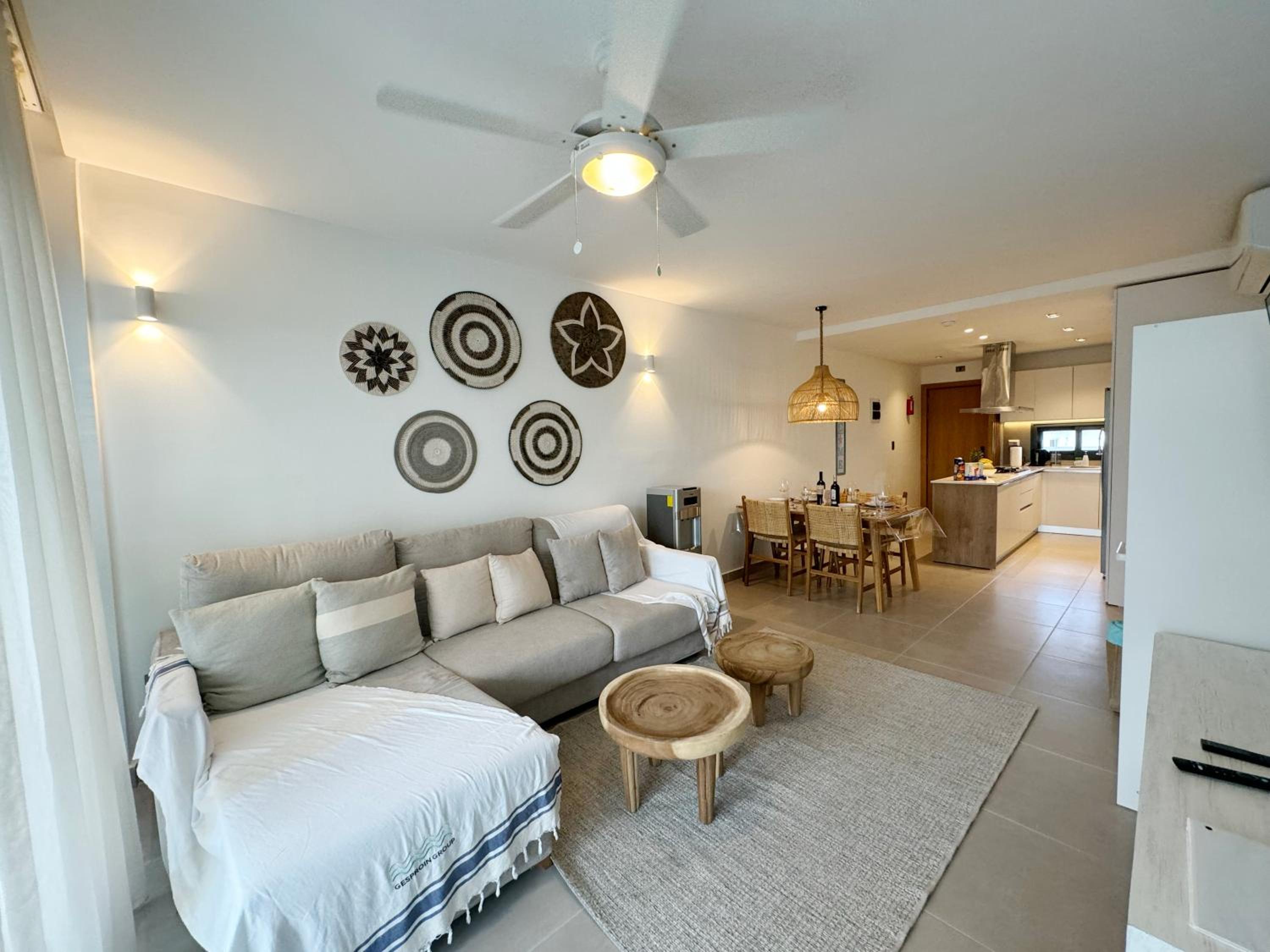 Tropical Relaxing 2 Bedroom Unit with picuzzi