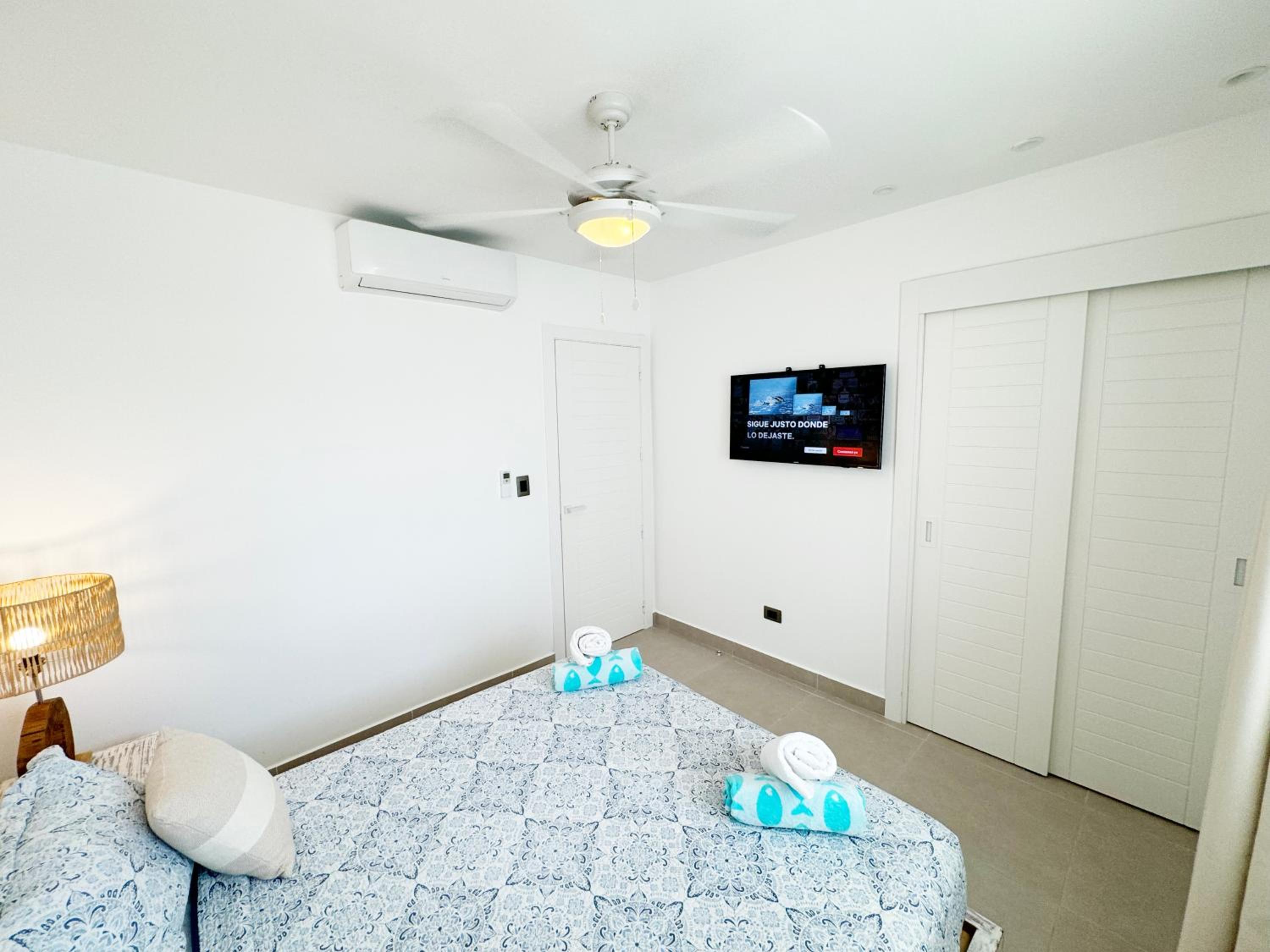 Tropical Relaxing 2 Bedroom Unit with picuzzi