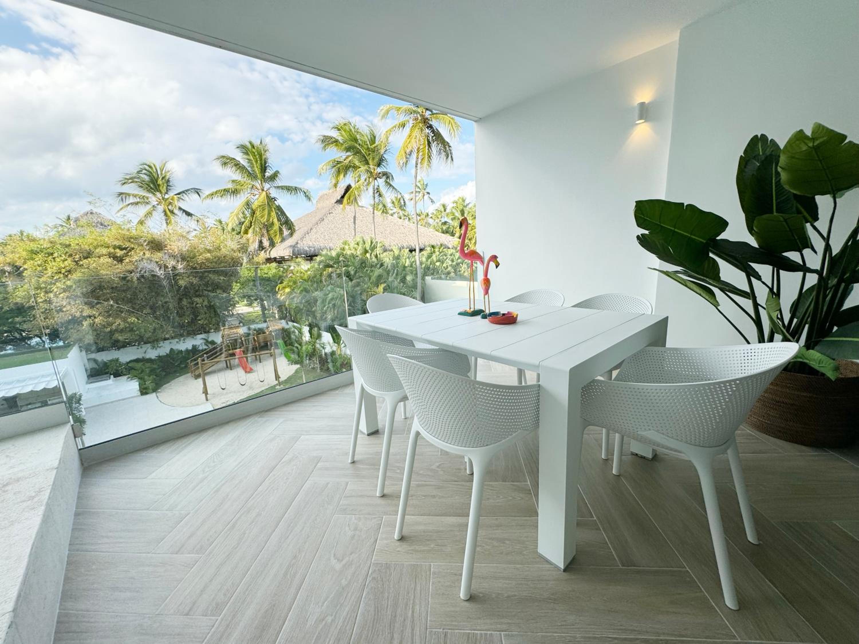 Tropical Relaxing 2 Bedroom Unit with picuzzi