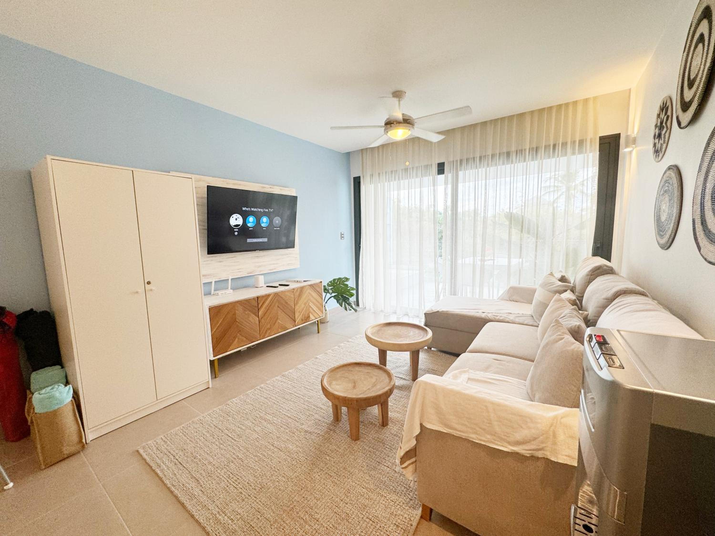 Tropical Relaxing 2 Bedroom Unit with picuzzi