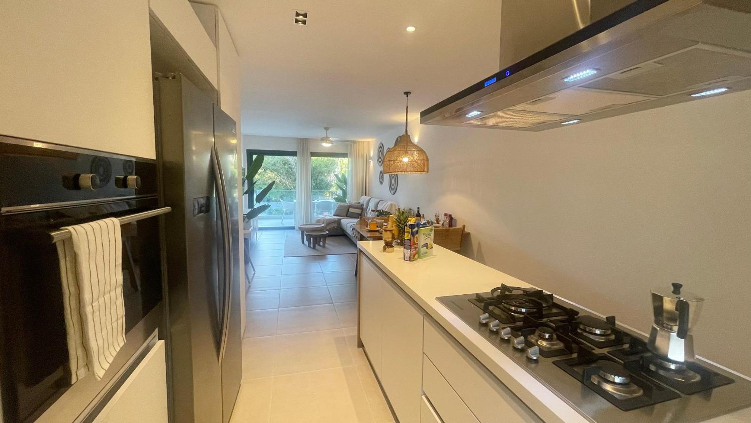 Tropical Relaxing 2 Bedroom Unit with picuzzi
