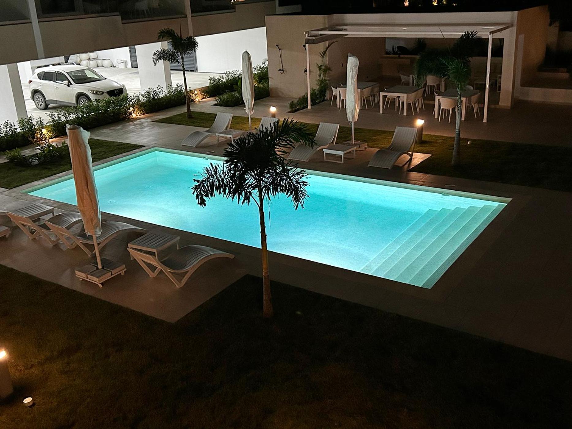 Tropical Relaxing 2 Bedroom Unit with picuzzi