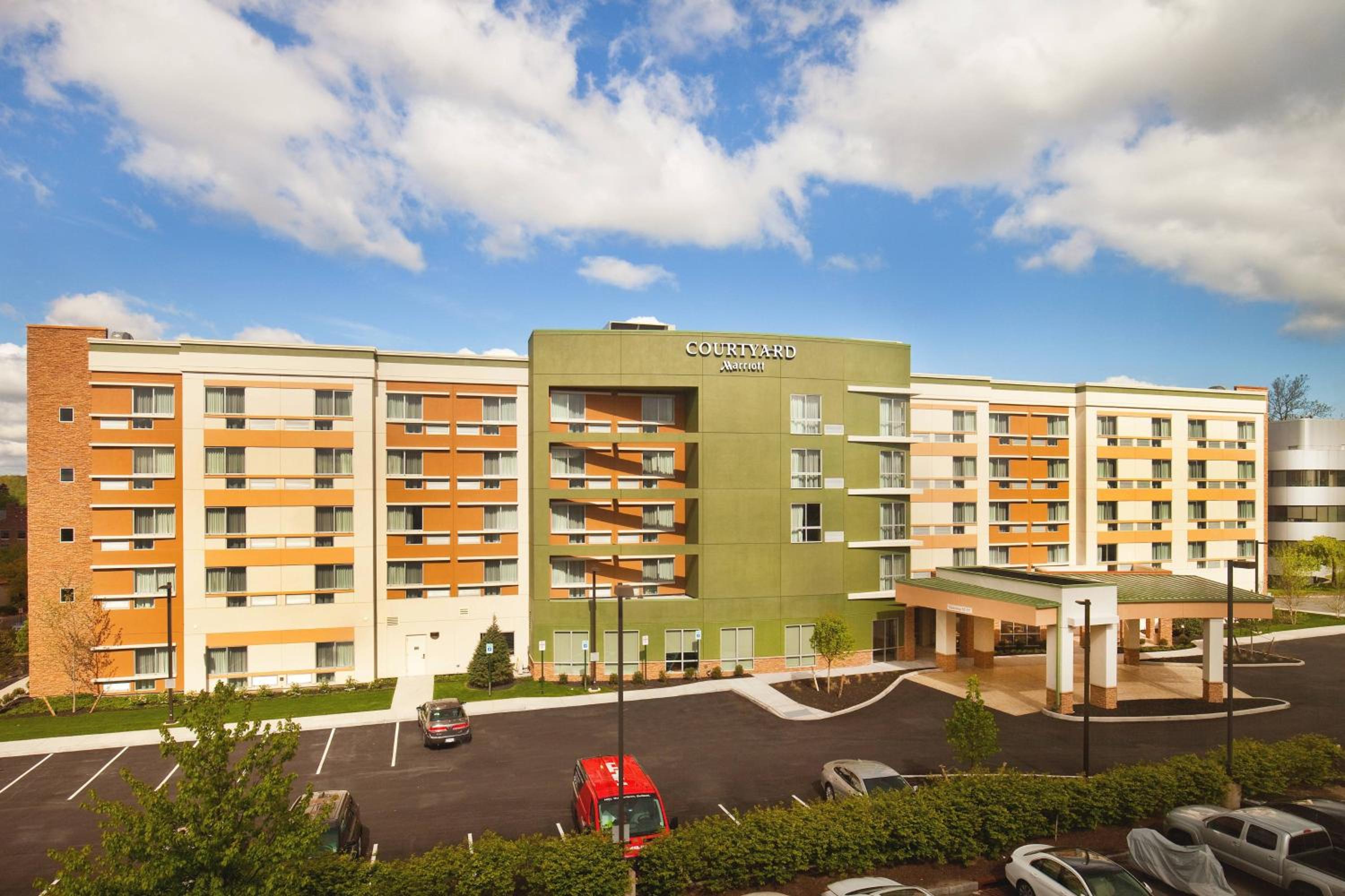 Courtyard by Marriott Yonkers Westchester County - Property Image 30