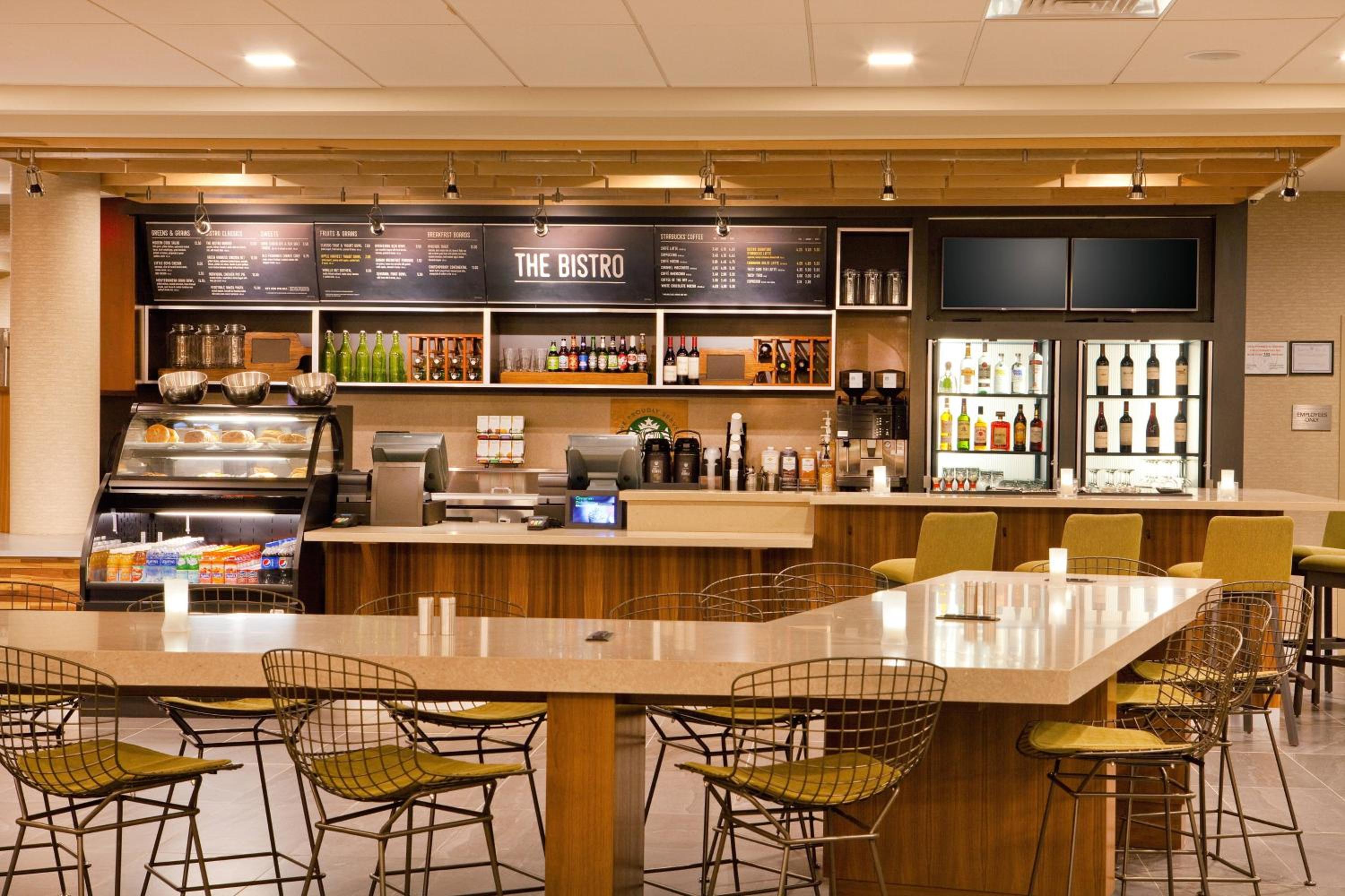 Courtyard by Marriott Yonkers Westchester County - Property Image 9