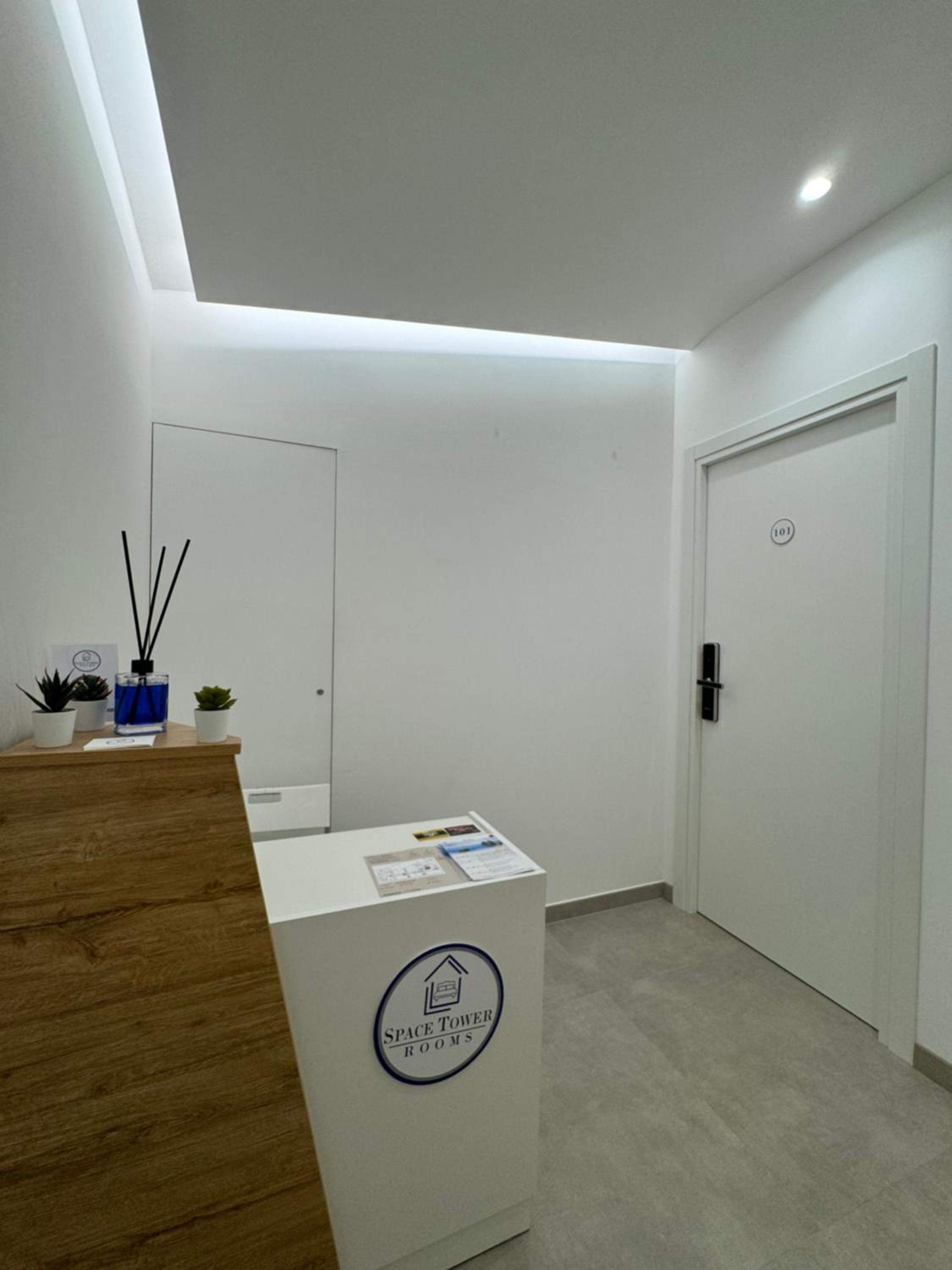 Space Tower Rooms