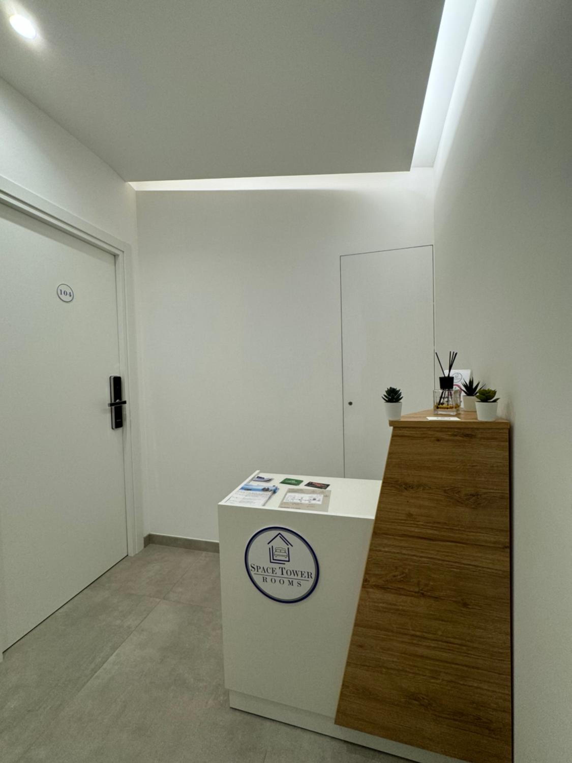 Space Tower Rooms