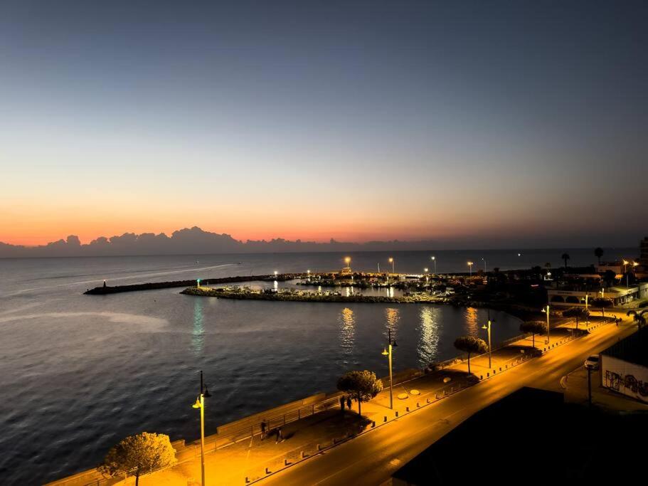 Sea View 1BR With Pool Access
