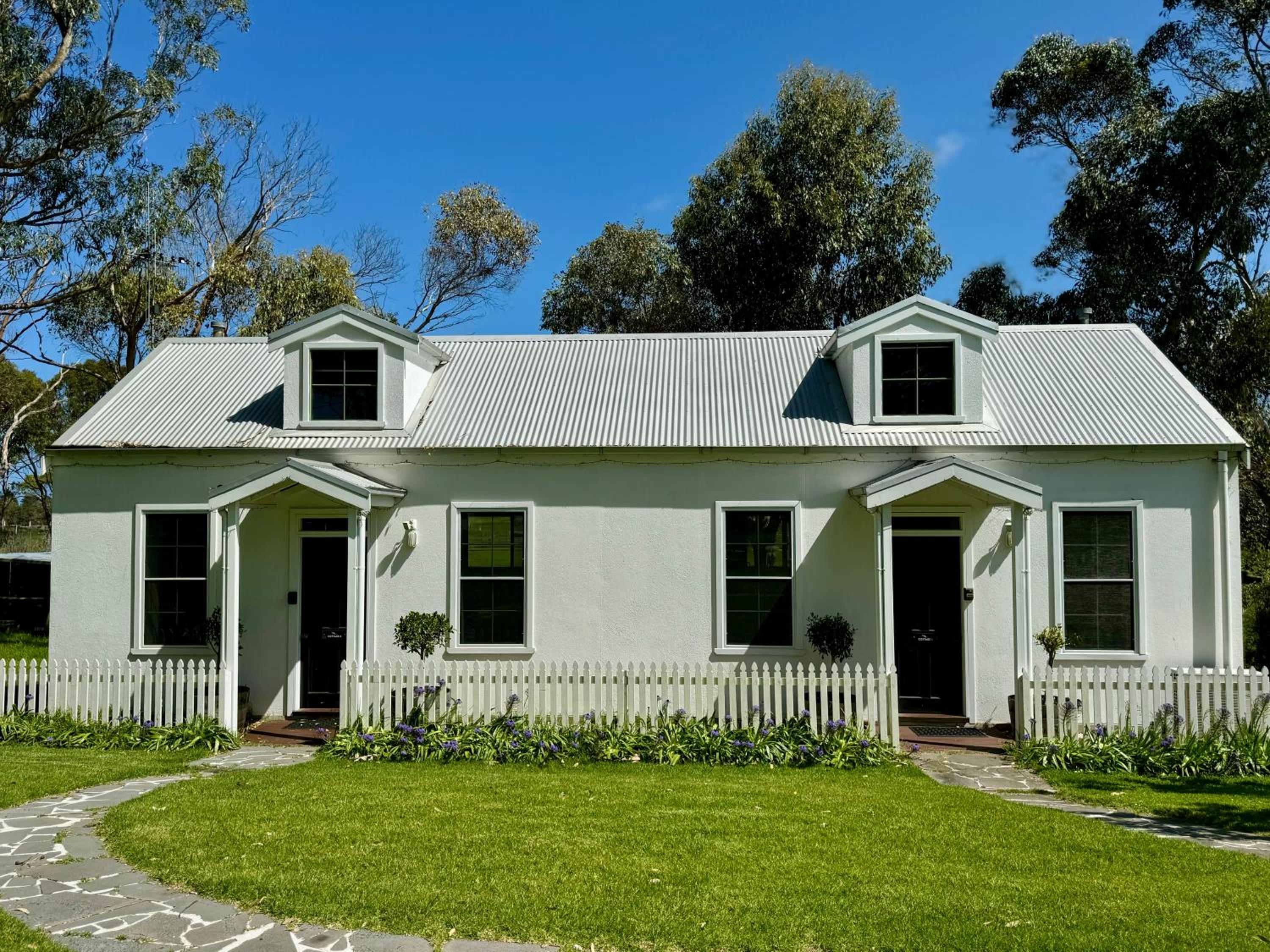 Clonmara Country House and Cottages