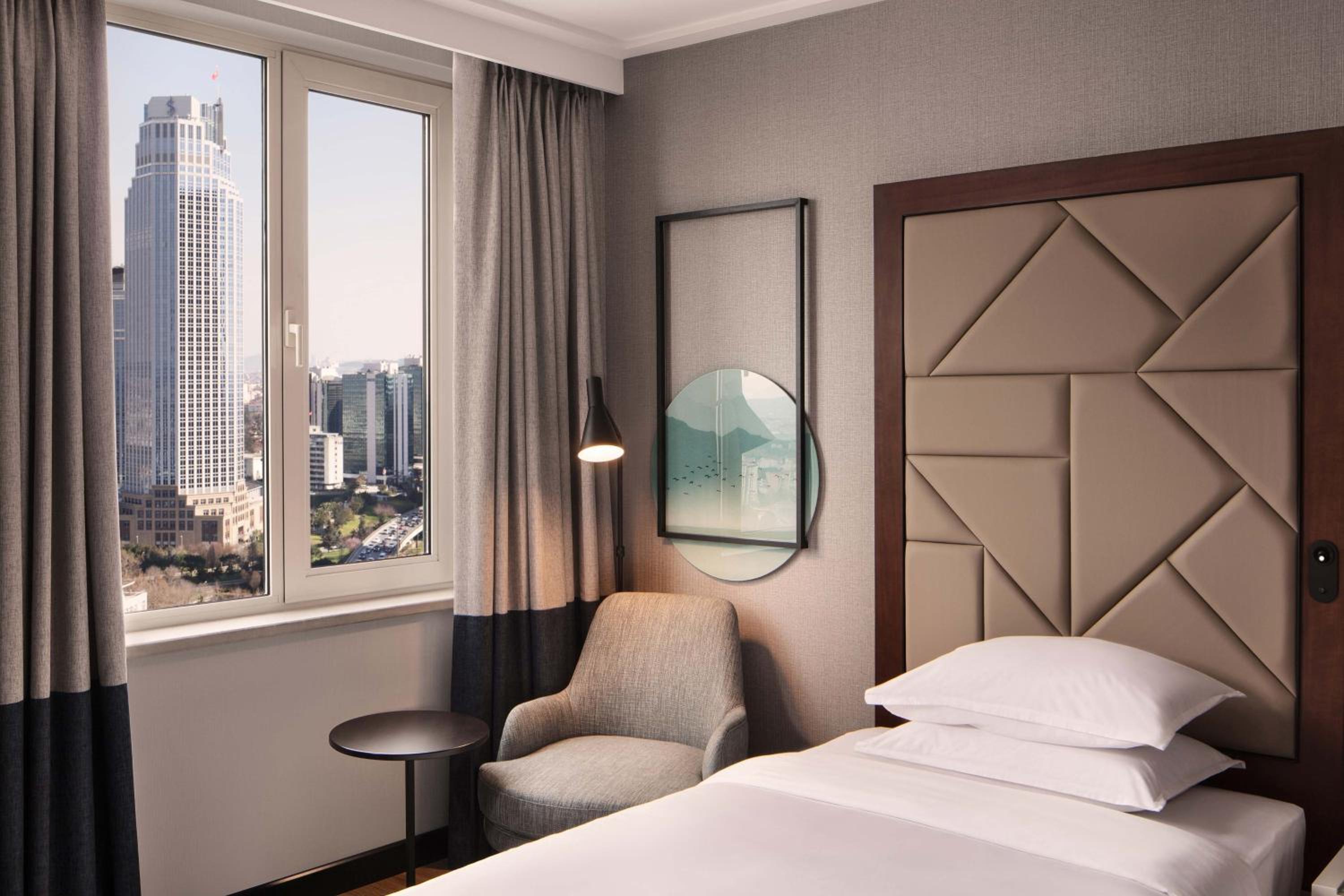 Sheraton İstanbul Levent - Image 22
