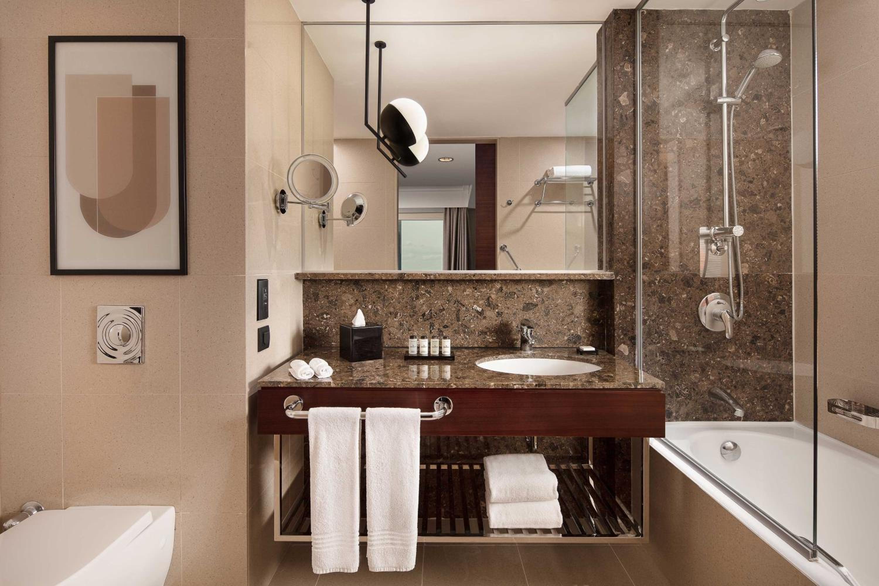 Sheraton İstanbul Levent - Image 32