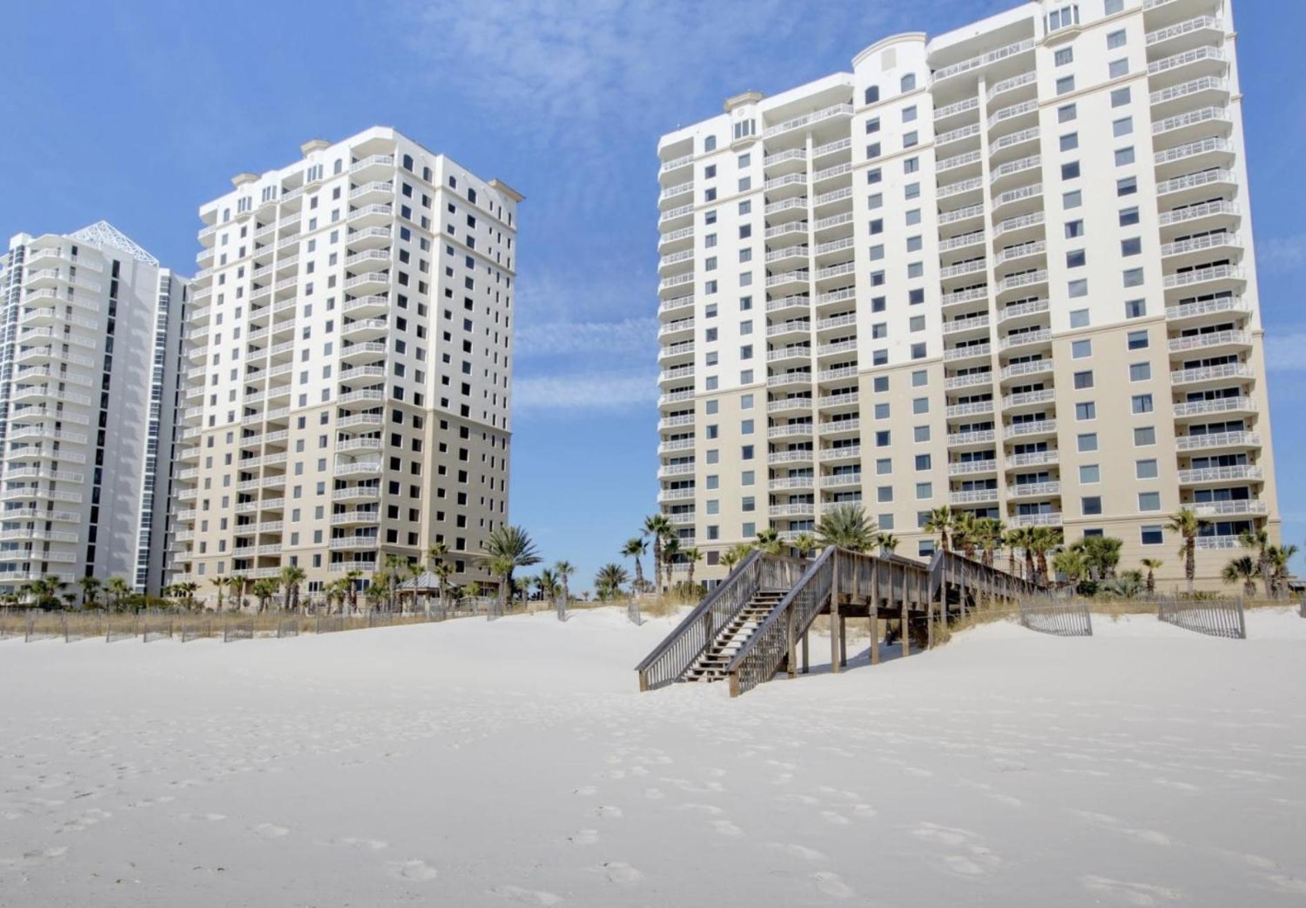 Hotel Beach Front Luxury, Amazing Views, Indigo East, 5 Stars, - 2 Balconies , "Guest Choice Award"! - Image 1