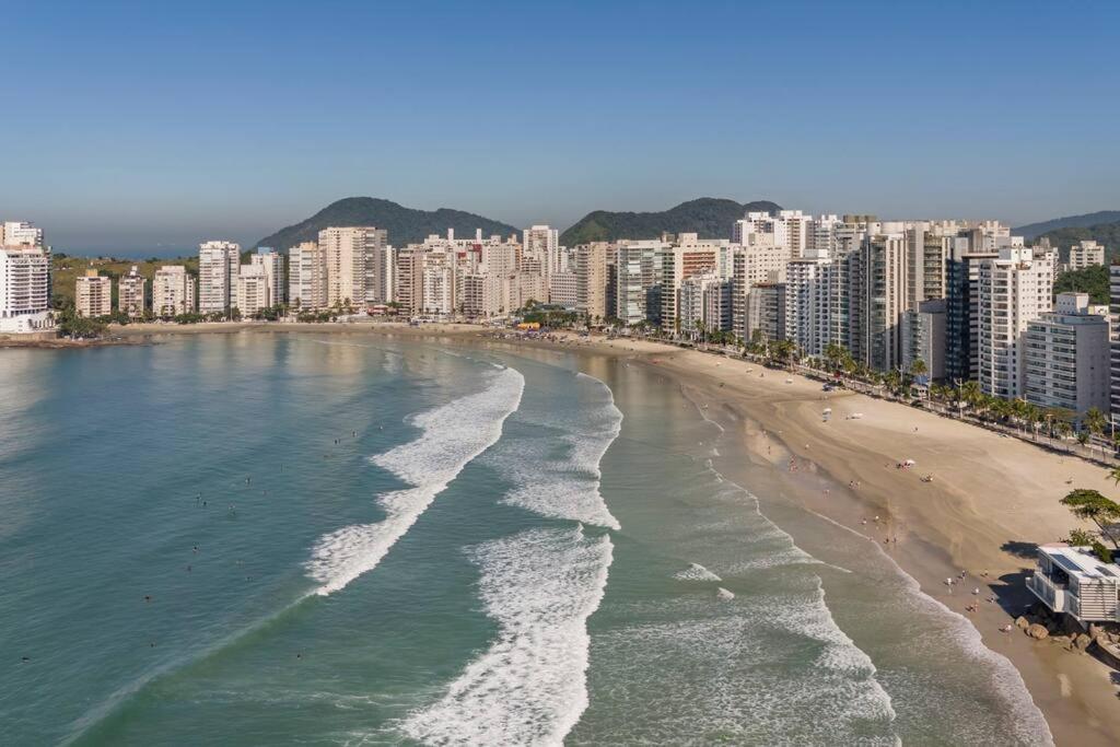 Apartamento pe na areia nas pitangueiras