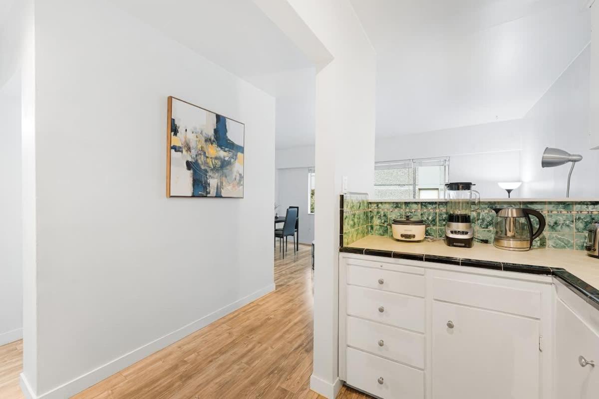 Cozy Central 1-Bedroom Condo in the West End Dwntwn