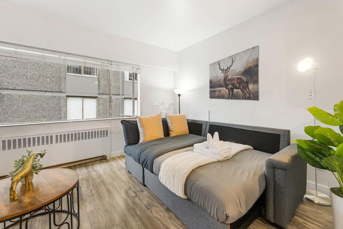 Cozy Central 1-Bedroom Condo in the West End Dwntwn