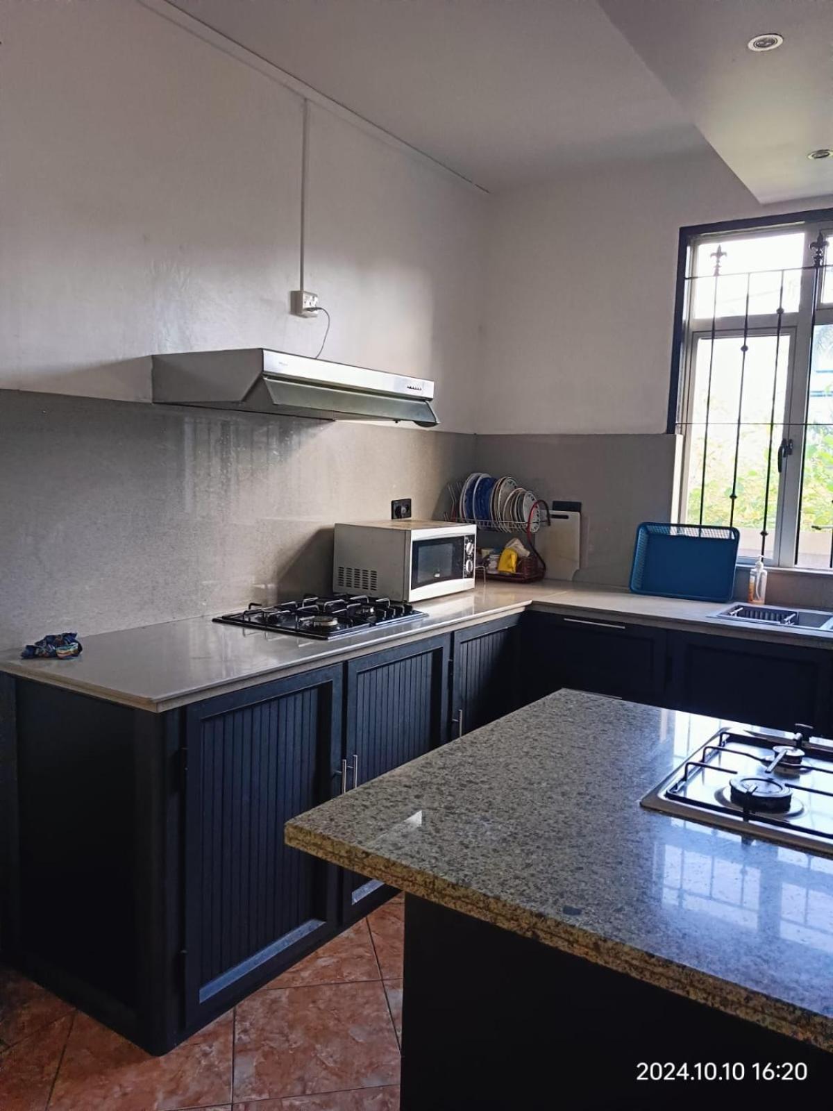 Villa 5 BR Flic en Flac view 5