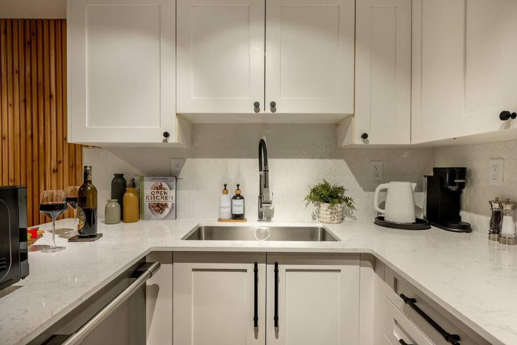 Powder & Pines Boutique Apartment