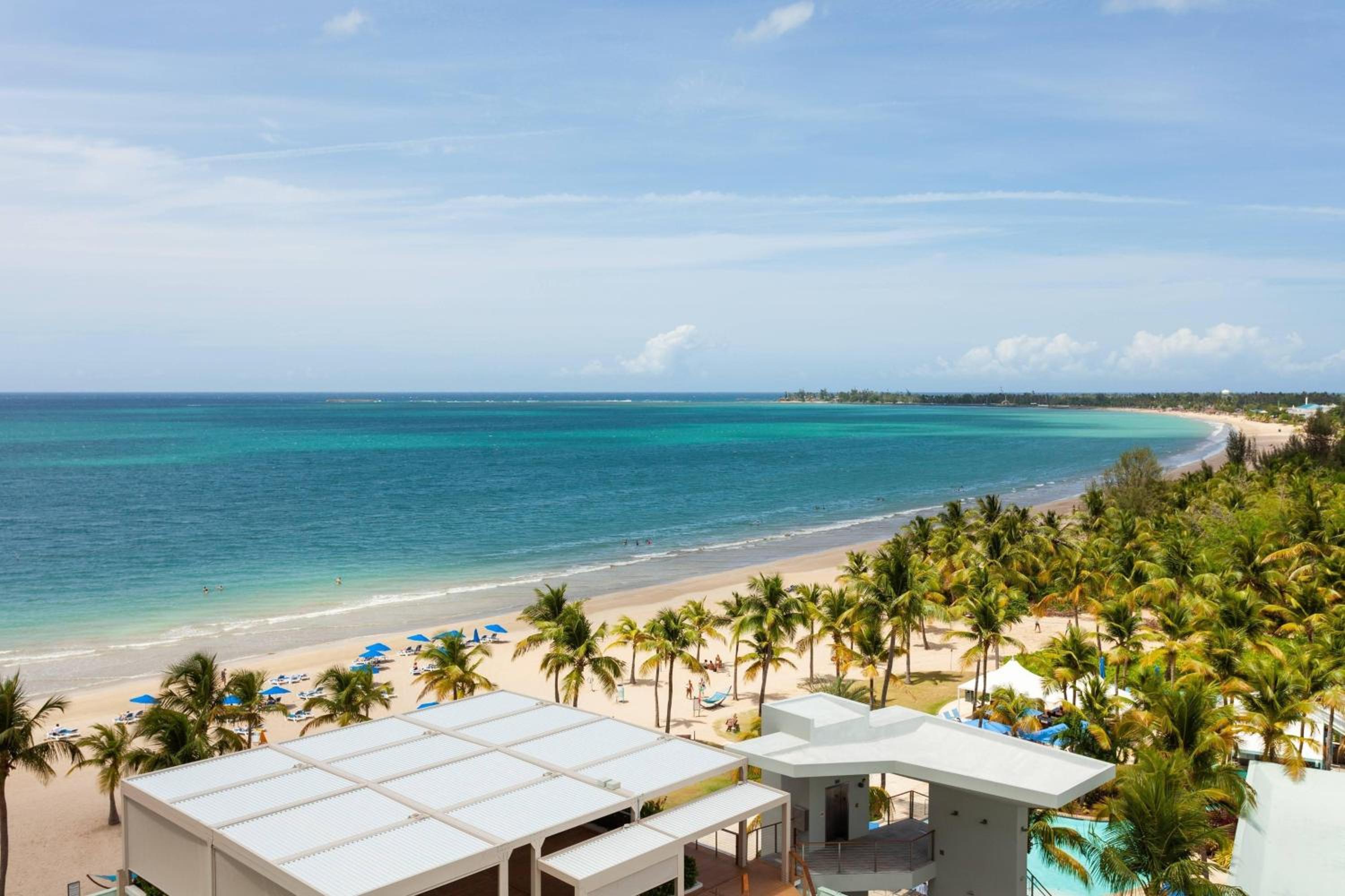 Courtyard by Marriott Isla Verde Beach Resort - Property Image 4