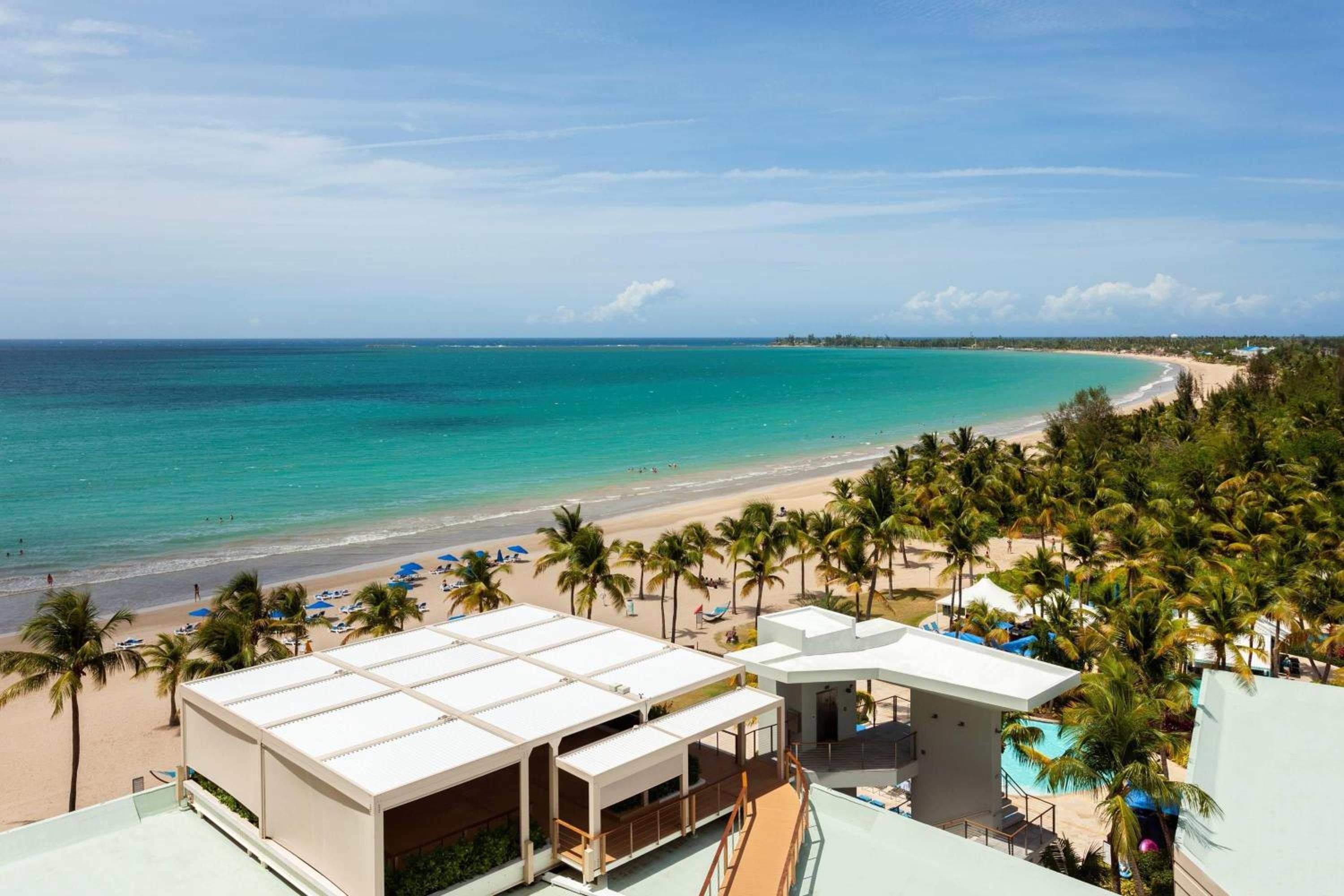 Courtyard by Marriott Isla Verde Beach Resort - Property Image 5