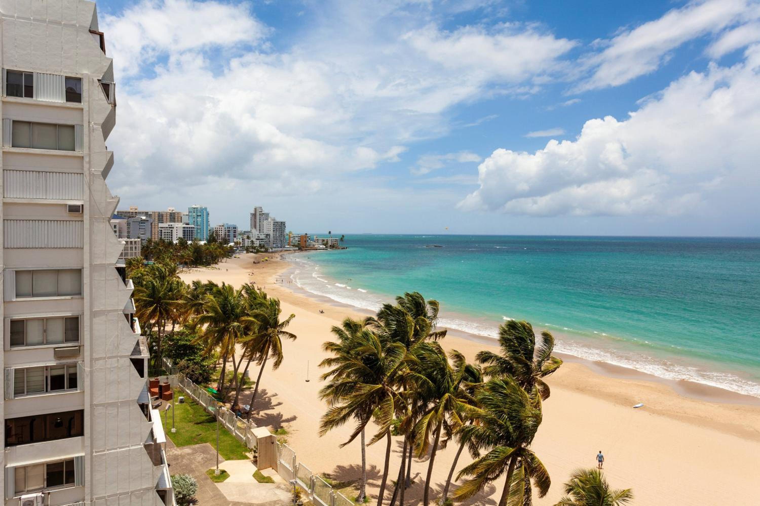 Courtyard by Marriott Isla Verde Beach Resort - Property Image 15