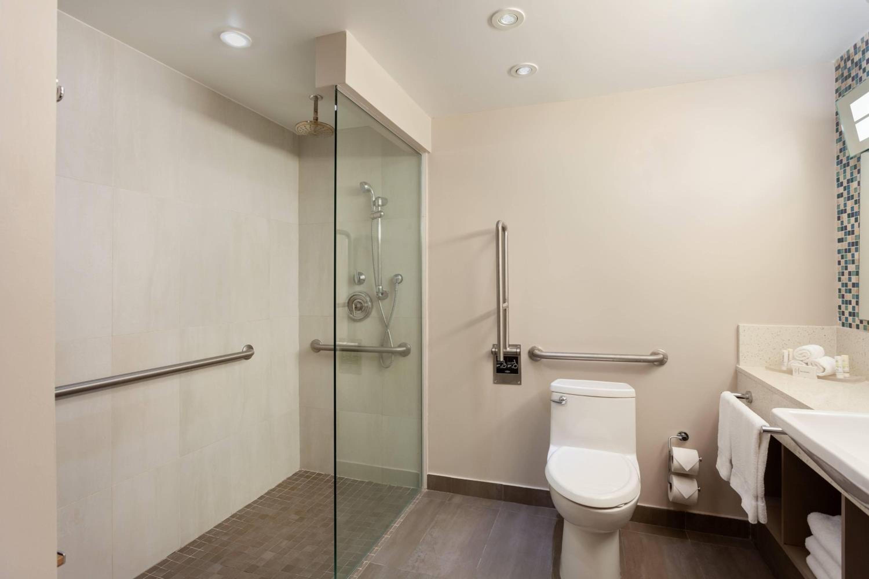 Courtyard by Marriott Isla Verde Beach Resort - Property Image 22