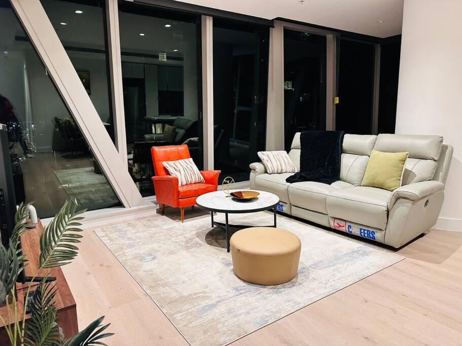 West Side Place Luxury Executive Residence by Ritz Carlton