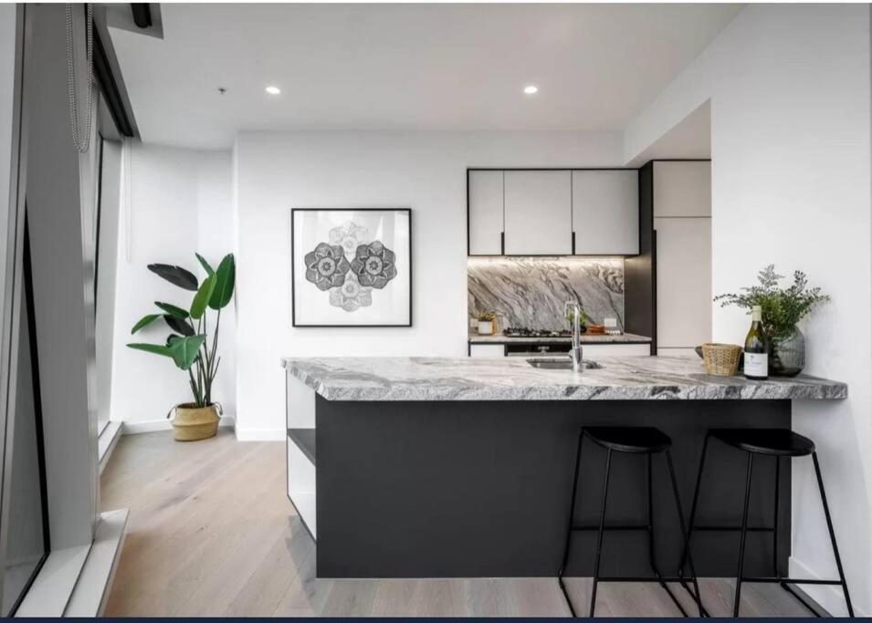 West Side Place Luxury Executive Residence by Ritz Carlton
