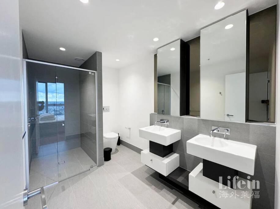 West Side Place Luxury Executive Residence by Ritz Carlton