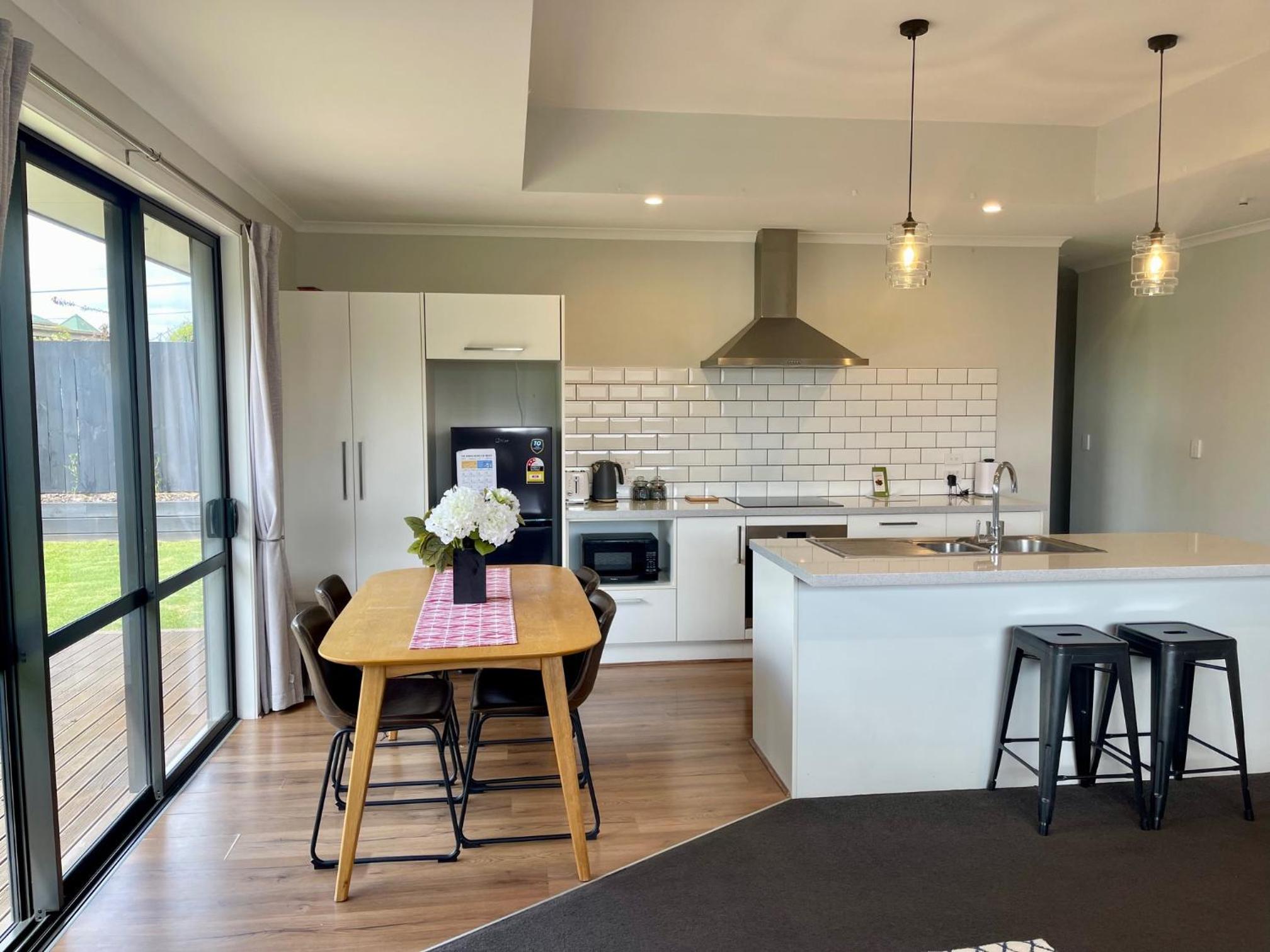 Central Te Awamutu Modern House view 2