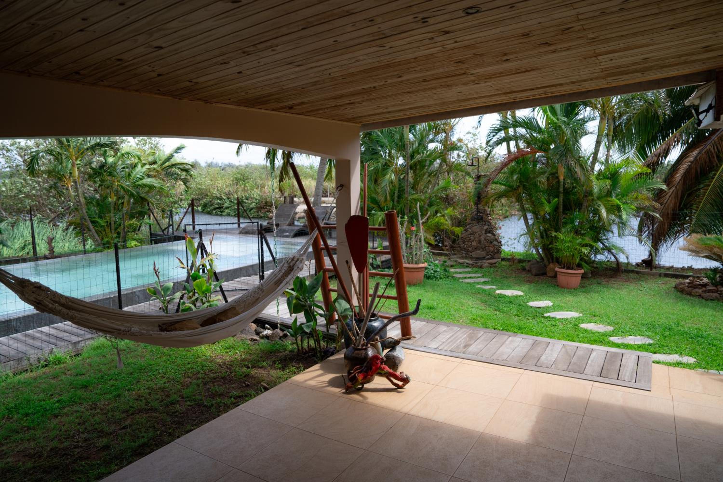 Dolce Vita Moorea du Lac view 2