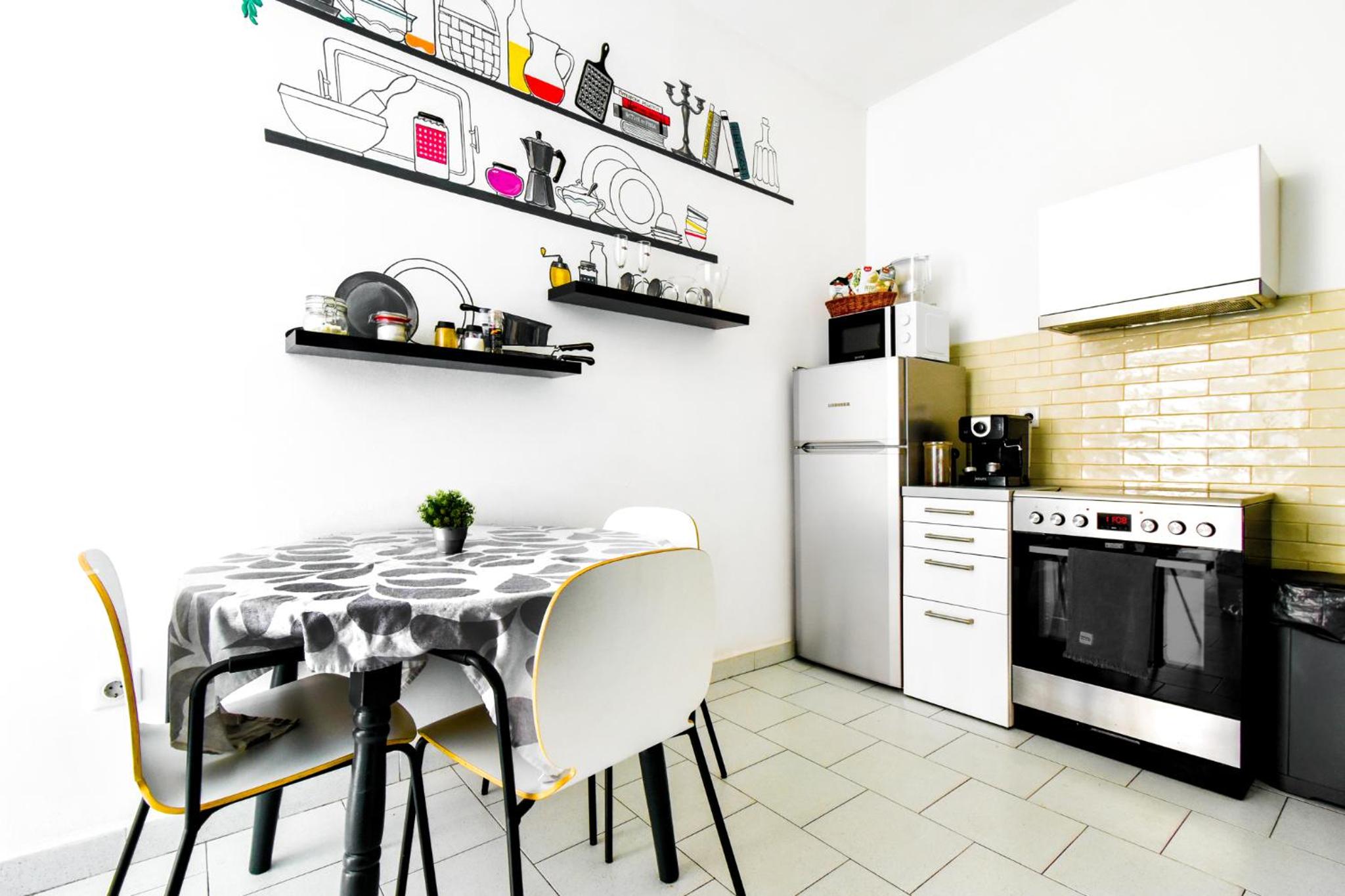 Prime Spot - 2BR -15BTH - Next to Nevsky Church