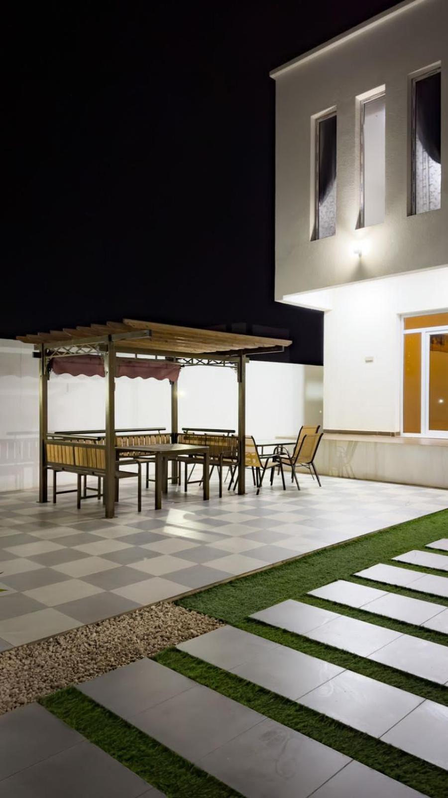 Al Ashkharah Nights Chalate